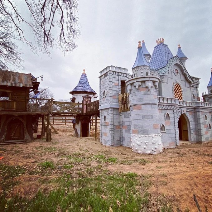 Disney-Princess-Castle